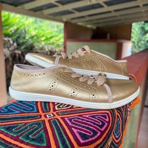 Moleca Gold Metallic Sneakers Women's Size 6 US 35 BRA 37 EUR